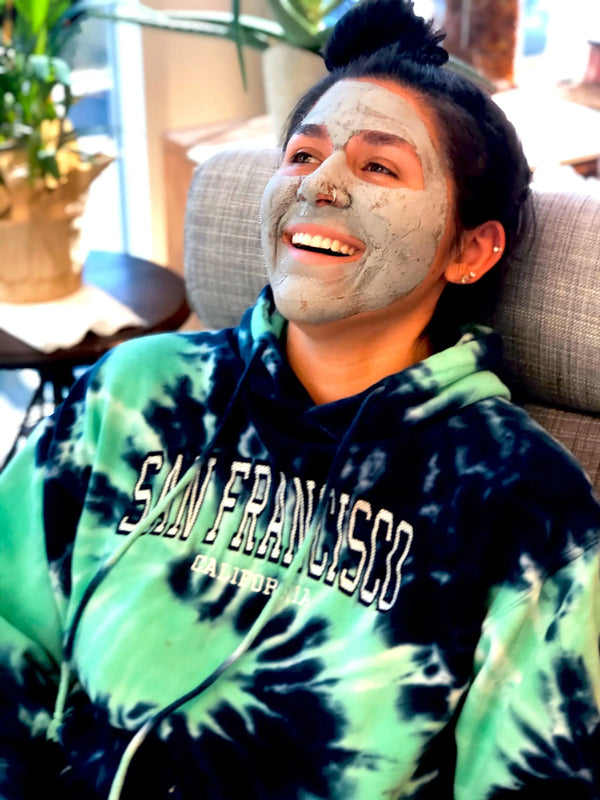 Organic Charcoal Mask / Activated Charcoal Mask White Smokey