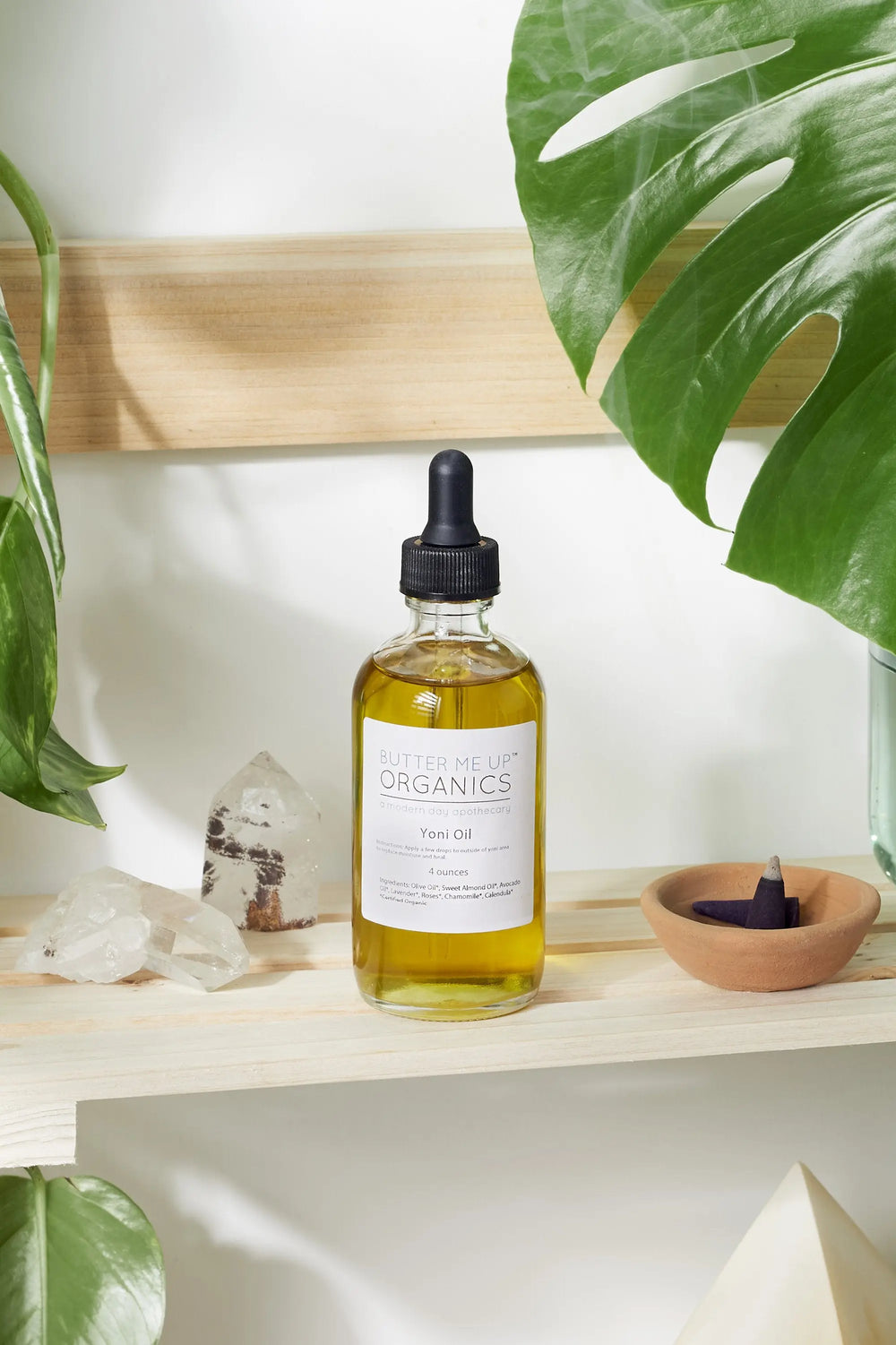 Organic Yoni Oil / Feminine Care / Women's Health / Yoni - Thrivera