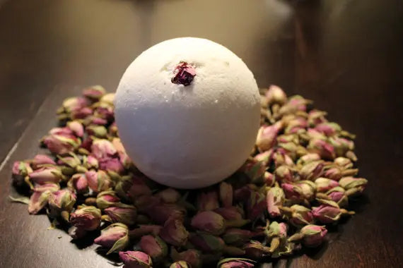 Bath Bomb Goats Milk and Honey White Smokey