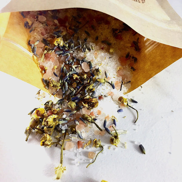 Calming Bath Salts / Detox / Relaxation / Lavender & Chamomile / White Smokey