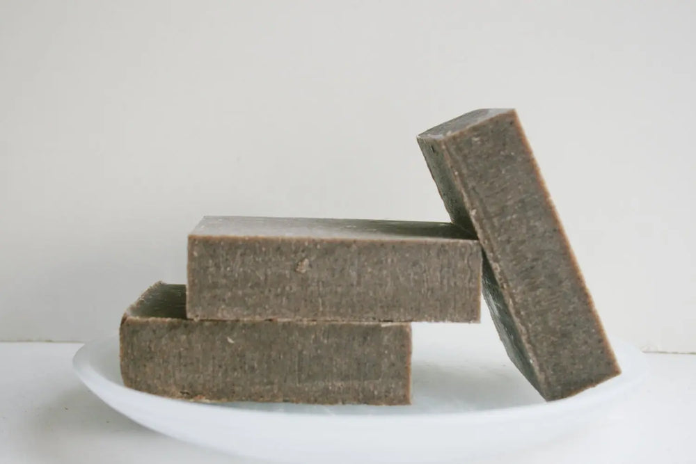 Comfrey & Aloe Soap Maroon Oliver