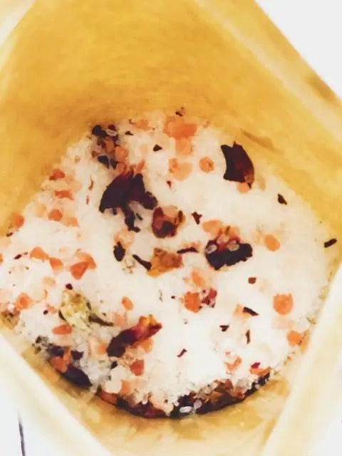 Organic Rose Salt Soak / Epsom Salt Soak / Pink Himalayan Sea Salt / - Thrivera